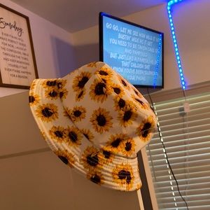sunflower bucket hat